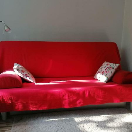 Sunny And Lovely Apartment. Near Chopin Airport! Warschau Buitenkant foto