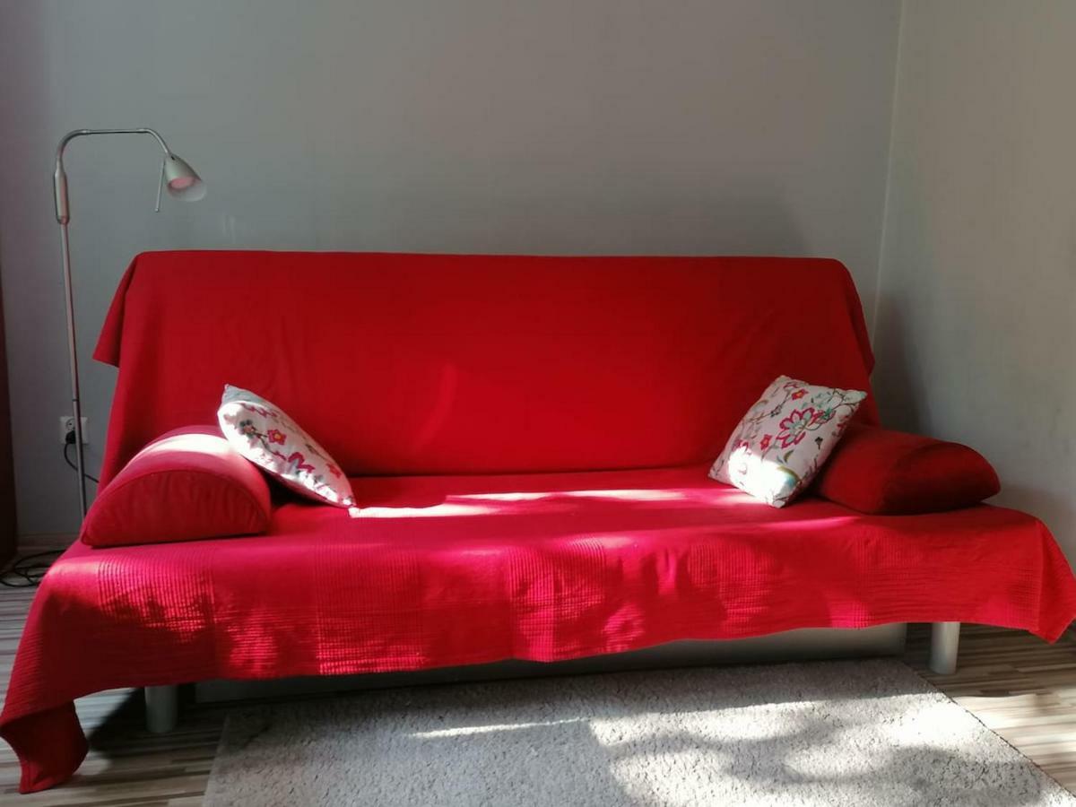 Sunny And Lovely Apartment. Near Chopin Airport! Warschau Buitenkant foto